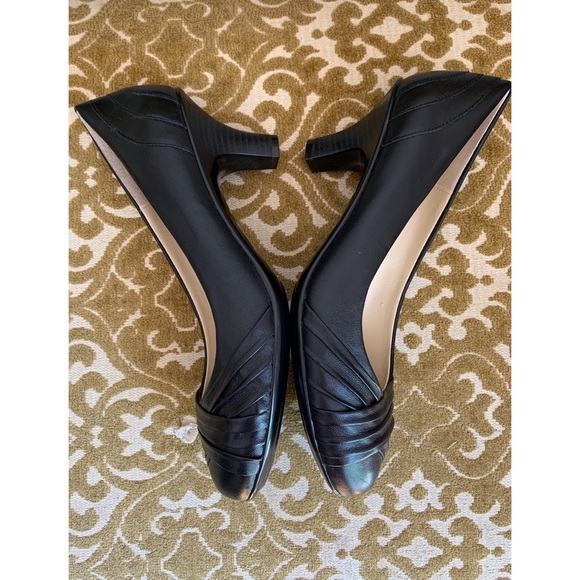 NIB Audrey Brooke Connie Pumps - Picture 3 of 8